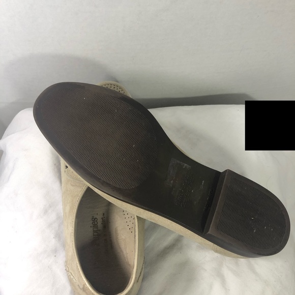 Hush Puppies Size 11 Slip On Loafer Cream Tan - Picture 4 of 5